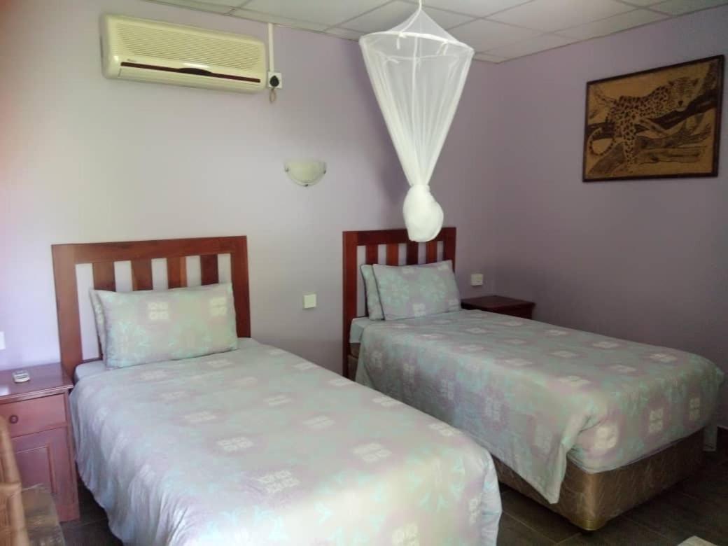 Gloria'S Bed And Breakfast Livingstone Exteriér fotografie