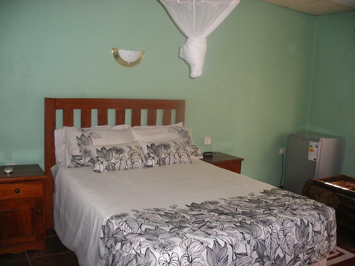 Gloria'S Bed And Breakfast Livingstone Exteriér fotografie