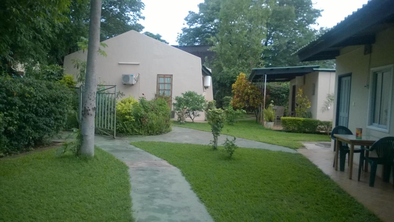 Gloria'S Bed And Breakfast Livingstone Exteriér fotografie